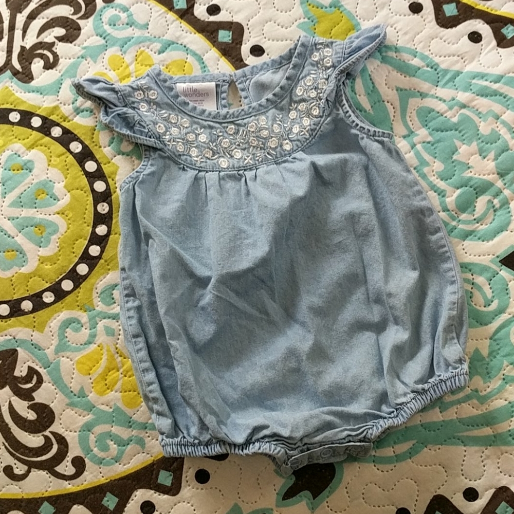 Little wonders 3-6m